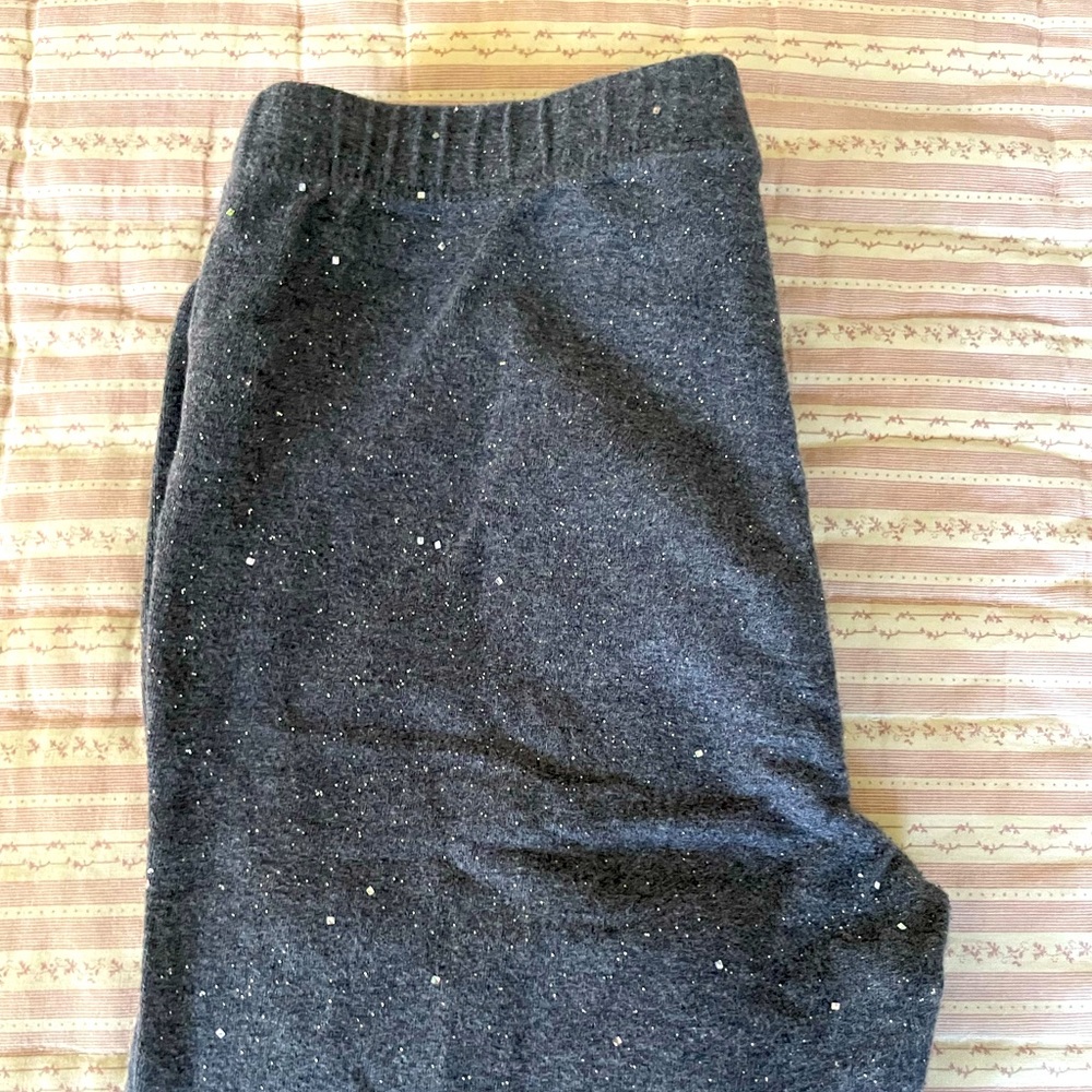 Gray leggings with sparkles girls size extra-large fits 12/14